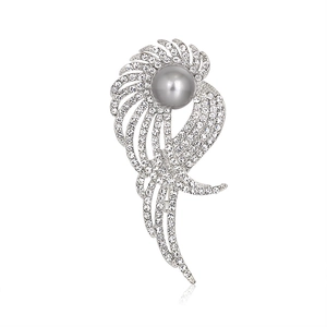 Élégante broche plume en alliage argenté avec strass brillants et une grande perle grise