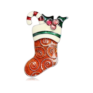 Vintage Christmas Stocking Enamel Brooch Pin With Candy Cane Berry Alloy Christmas Breastpin Gift For Women Kids Party