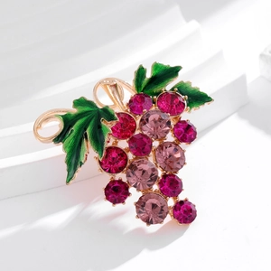 Élégante broche en forme de grappe de raisin avec strass violets et feuilles d'émail