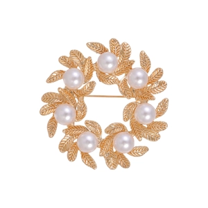 Elegant Wreath Brooch Matte Gold Silver Plated Zinc Alloy Leaf Circle Brooch With Imitation Artificial Pearls For Women Jewelry