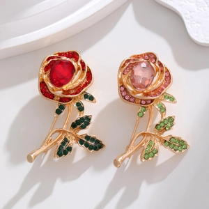 Elegant rose brooch pins with red and pink crystals on gold alloy for women and gifts