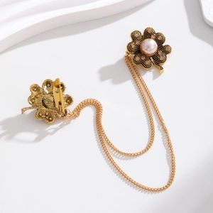 Vintage gold clover brooch with pink pearl and double layer chain in elegant style