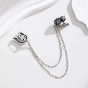 Vintage silver fox collar pin with double chains and dark grey rhinestones for men