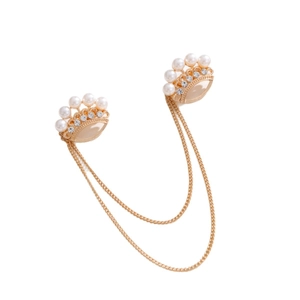 Broche double couronne dorée vintage avec perles et strass sur chaînes doubles