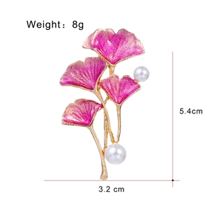 Broche ginkgo en émail rose et perles, taille 5,4x3,2 cm, poids léger de 8g