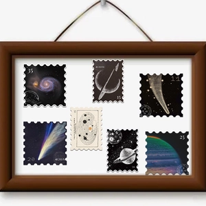 Autocollants de timbres vintage univers avec planètes et galaxies dans un cadre