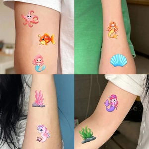 Tatouages temporaires sirène dessin animé pour enfants avec créatures marines colorées