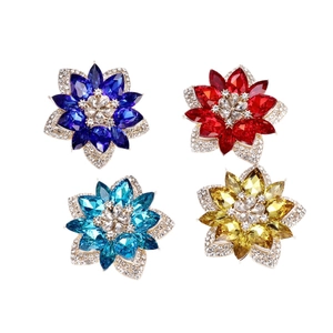 Sparkling crystal flower brooch pins in four elegant colors for women dresses