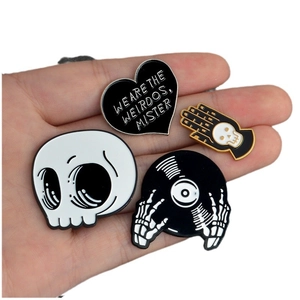 4-piece gothic skull and record enamel pin set for Halloween accessories