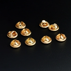 Set di nove chiusure a farfalla dorate lucide per spille e accessori per abbigliamento