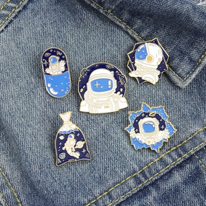 Cute Cartoon Astronaut Enamel Pins For Backpack Clothes Alloy Space Spaceman Planet Badges Fashion Brooch Unisex Jewelry Accessory