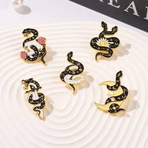 Gothic Snake Enamel Pin Brooch Set Vintage Mystery Sun Moon Skull Rose Dagger Alloy Badge For Men Women Fashion Jewelry Gift