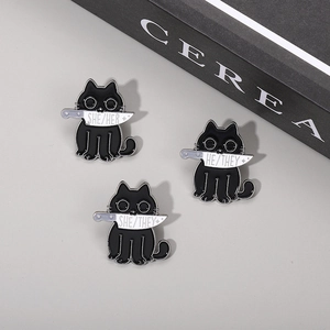 Set spille gatto nero stile dark con coltello e pronomi SHE HER HE THEY in smalto