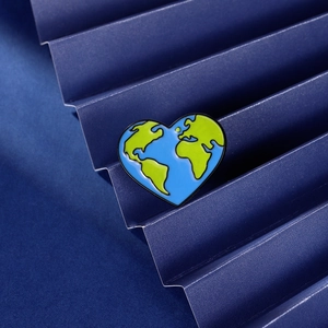 Blue heart-shaped world map enamel pin badge accessory for clothing and bags