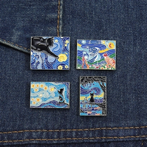 Détail de quatre broches rectangulaires en émail de chats style Nuit étoilée de Van Gogh