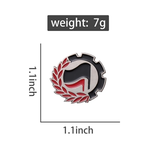 Détail technique d'un pin's émaillé mesurant 1,1 pouce et pesant 7g avec drapeaux