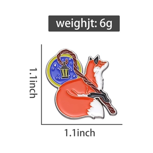 Detail view of 1.1-inch fox enamel pin with dimension lines and 6g weight spec