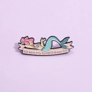 Broche Sirène de Dessin Animé Créative en Émail Alliage Peint Citation Cheveux Roses Bijoux pour Sac à Dos Vêtements Femmes