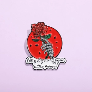 Gothic Alloy Skeleton Hand Holding Red Rose Enamel Brooch Pin Movie Series Circular Badge Retro Personality Jewelry Accessory For Men Women