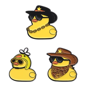 Trois broches créatives en émail petit canard jaune, styles pilote cool et cowboy