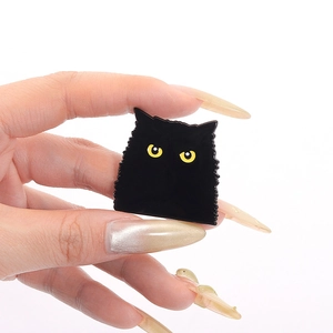 Broche chat noir en émail avec yeux jaunes, épingle en métal pour sacs et vêtements
