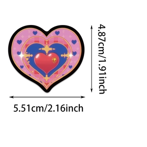 Détail de l'autocollant cœur gothique de 5,51cm x 4,87cm pour décoration d'ordinateur