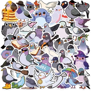 Ensemble détaillé de 50 autocollants de pigeons mignons avec divers personnages