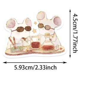 Adesivo topo cartoon stile acquerello con dimensioni di 4,5 cm per 5,93 cm per decoro