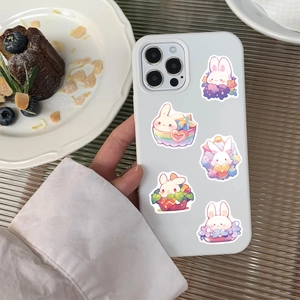 Coque iPhone en silicone blanc avec imprimés de lapins mignons et arc-en-ciel