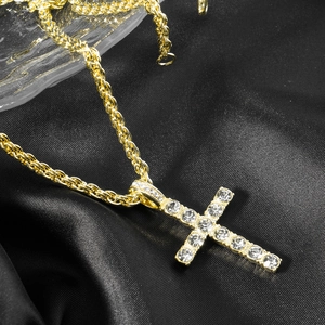 Hip Hop Legierung Strass Kreuz Anhänger Halskette Für Herren Vergoldet Seilkette Streetwear Mode Schmuck Zubehör Geschenk
