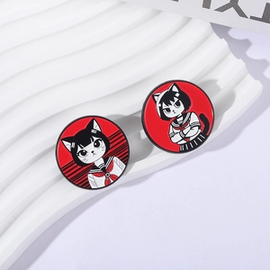 Badges de style anime japonais avec fille chat en uniforme de marin sur fond rouge vif