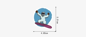 Détail de l'autocollant VSCO ours polaire étanche avec dimensions de 5,51 cm par 4,85 cm