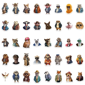 Packung realistischer wasserfester Tieraufkleber mit anthropomorphen Tieren in Outfits