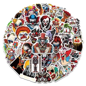 Makroaufnahme von Horror-Clown Graffiti-Aufklebern für Laptop und Skateboard Dekorationen