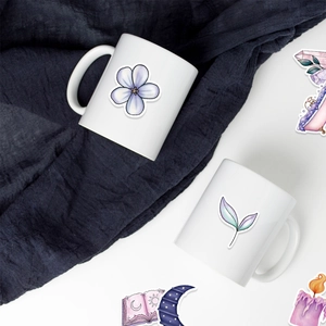 300 adesivi bohémien magici impermeabili su tazze di ceramica bianca e tavolo