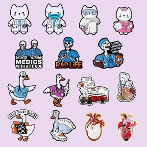 Medical Enamel Brooches Cartoon Cat Doctor Nurse Goose Skeleton Heart Stethoscope Metal Badge Alloy Pins Nursing Gift