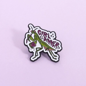 Drôle de Mante Religieuse Girl Dinner Épinglette en Émail Alliage de Zinc Insecte Broche Créatif Dessin Animé Animal Badge Pour Sac à Dos Chapeau Bijoux Femme