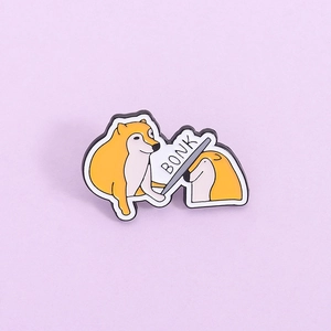 Broche en Émail Créative Drôle Bonk Doge Meme Shiba Inu Alliage de Zinc Badge pour Sac à Dos Vêtements Veste Bijoux Décoratifs
