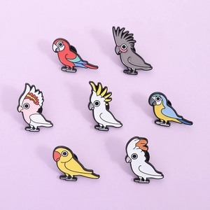 Cute Cartoon Parrot Enamel Brooches Colorful Bird Animal Pin Badge Alloy Lapel Pin For Women Men Kids Clothing Jewelry Gift