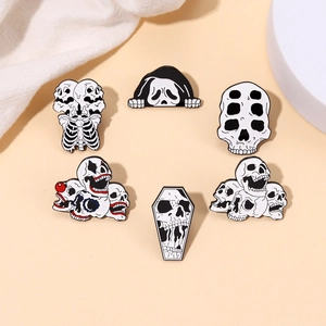 Broches en Alliage de Crâne Gothique Décoration de Sac de Vêtements d'Halloween Badges d'Horreur Punk Épinglette en Émail Bijoux Cadeau