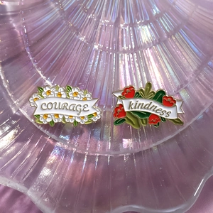 Pins en émail créatifs avec texte Courage et Kindness et motifs floraux pour sacs