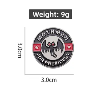 Détails du pin's émaillé Mothman for President avec dimensions et poids exacts