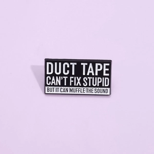 Lustige Klebeband Kann Nicht Fix Dumm Aber Es Kann Den Sound Brief Brosche Sarkastisch Humorvoll Legierung Lackiert Emaille Pin Für Rucksack Damen Herren