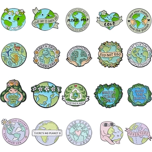 Spilla in Smalto per il Giorno della Terra Lega Save The Planet Distintivo Ecologico Madre Terra Gioielli per Abbigliamento Zaino