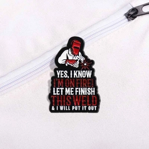 Broche créative en émail pour soudeur avec texte humoristique sur sac en toile