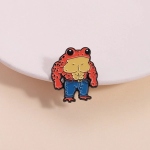 Spilla in smalto rana muscolosa con jeans blu, distintivo creativo con animale a fumetti