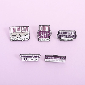 Pin's en Émail Rock Music Queen Band Lyrics Broche en Alliage Badge pour Vêtements Sac à Dos Bijoux Cadeau pour Fans Musique