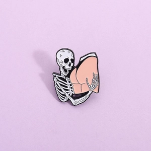 Skeleton Hugging Butt Enamel Brooch Personalized Zinc Alloy Punk Lapel Pin Funny Cartoon Badge For Clothing Bags