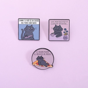 Broches en Émail Chat Noir Amusantes Dessin Animé Pizza Chat Mate Thé Broche Alliage de Zinc Badges Animaux Mignons Pour Sacs Vêtements Unisexe