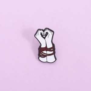 Creative Hands Tied Heart Gesture Enamel Pin Alloy Cartoon Brooch Badge For Clothing Backpack Decoration Unisex Art Jewelry